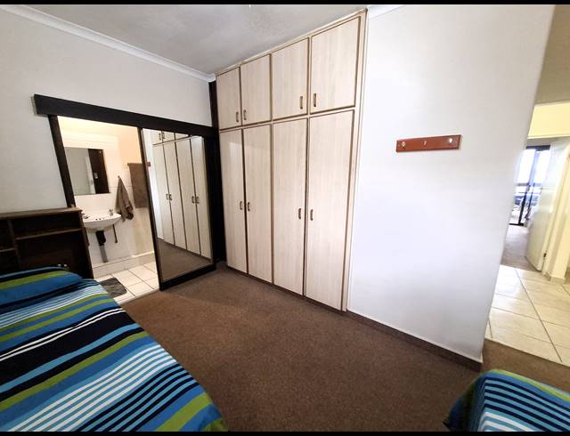 4 BEDROOM APARTMENT FOR SALE IN MANABA BEACH